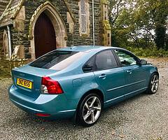 2008 Volvo S40 Lux Pack 2.0 D - Long MOT and Full Service History! Stunning Car!