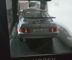 Diecast seirra 1.18 scale