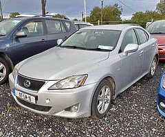 Lexus is2200