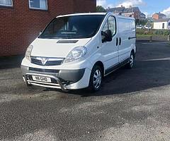 2008 Vivaro 2.0 Bullbar Roofrack Towbar Full History Take Small Px