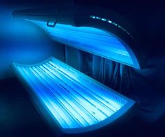 Lay Down Sunbed For Rent (Includes Wireless bluetooth speakers for your rental time) - Image 5/5