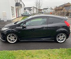 Ford fiesta 1.6 zetec s