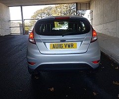 2016 Ford Fiesta Zetec 1.5 TDCi 75PS - Image 4/9