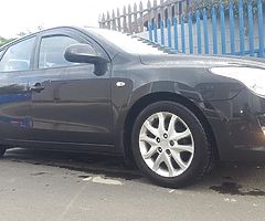 2010 hyundai i30 - Image 4/8