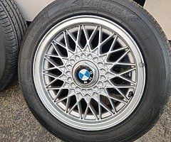 E30 Genuine alloys