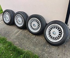 E30 Genuine alloys