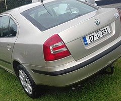 Skoda Octavia - Image 1/9