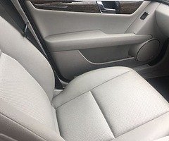 Mercedes C Class W204 Seats Doorcards - Image 5/5