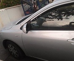 Toyota corolla - Image 6/10