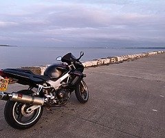 Honda VTR 1000 Firestorm - Image 10/10