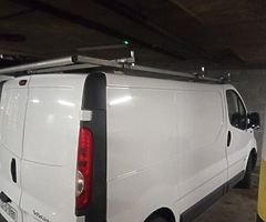 Vivaro roof bars with roller - Image 6/6