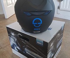 Schuberth SR1 with Fog Resistance Lens + Wind Deflector + Breath Deflector Head size 56-57 cm Size M