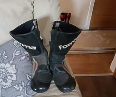 Motor cycle boots