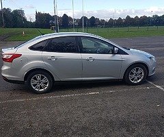 132 Ford Focus Saloon - Image 3/8