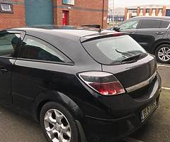 Opel Astra GTC 2005