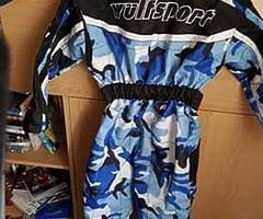 Kids wulfsport all in 1 size M