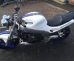 Triumph 955i triple streetfighter custom with gsxr forks