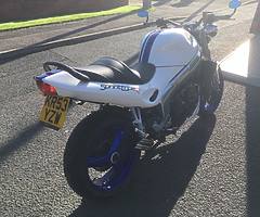 Triumph 955i triple streetfighter custom with gsxr forks - Image 8/10