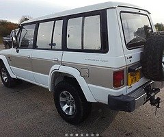 1990 mitsubishi pajero exceed