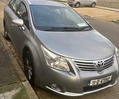 Toyota Avensis estate tourer