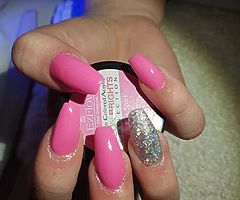 Acrylic nails