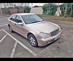 2004 Mercedes-Benz C-Class