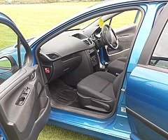 Peugeot 207 - Image 6/10