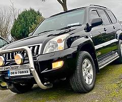 2006 Toyota Land cruiser 5 seater crewcab €333 road tax