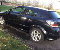 Great Opel astra taxed until October 19