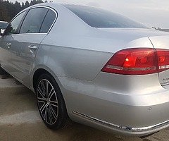 Volkswagen Passat - Image 5/10