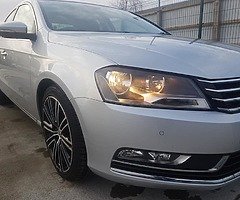 Volkswagen Passat - Image 6/10