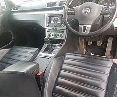 Volkswagen Passat - Image 8/10