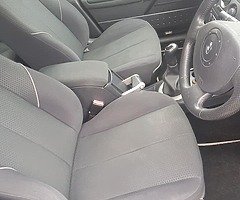 2005 RENAULT MEGANE - Image 5/8