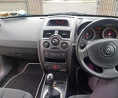 2005 RENAULT MEGANE - Image 6/8