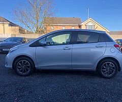 2013 Toyota Yaris Finance this car from €35 P/W - Image 4/10