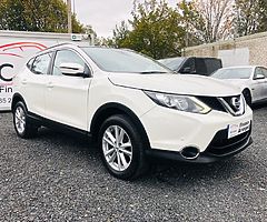 2016 Nissan Qashqui Finance this car from €64 P/W