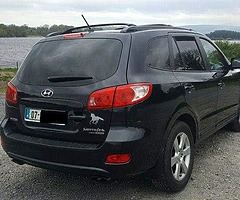 Hyundai Santa Fe - Image 4/10