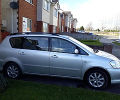 Toyota avensis verso 06