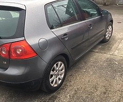 2005 Volkswagen Golf