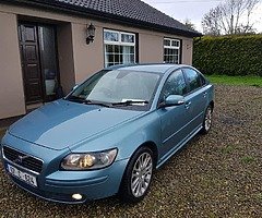 Clean 07 volvo s40