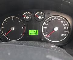 07 ford focus van(taxed and tested)