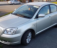 2006 Toyota Avensis saloon