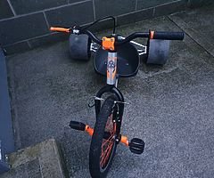 Triad Counter Measure 3 Drift Trike - Silver/Orange - Image 4/10