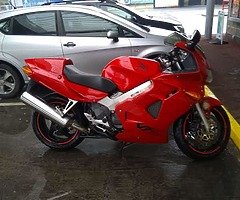 Honda vfr 800 99