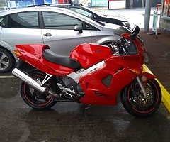 Honda vfr 800 99