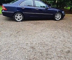 2004 Mercedes-Benz C-Class