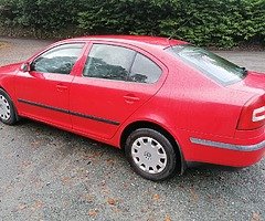 SKODA OCTAVIA 2.0 DIESEL - Image 6/8