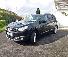 12 Nissan quasqhi 1.5dci +2