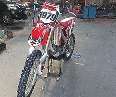 Honda CRF - 450cc