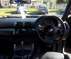 BMW X5 - Image 7/10